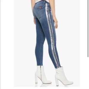 Joes Jean the icon ankle skinny jeans. Size 25